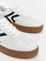 Sneaker 5 - Image 3